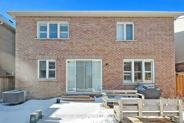 Additional property image - 1368 Connaught Terr