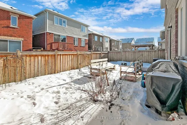 Additional property image - 1368 Connaught Terr