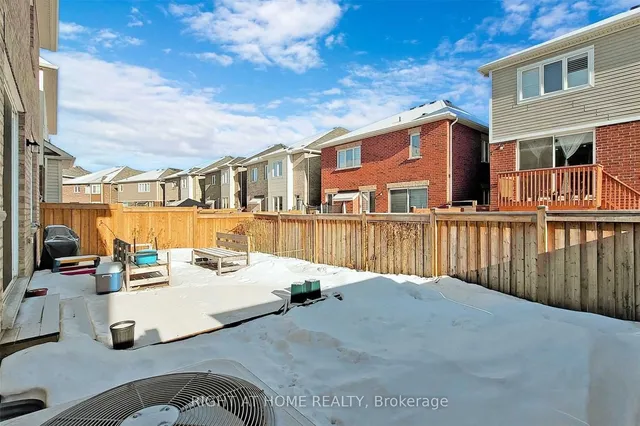 Additional property image - 1368 Connaught Terr