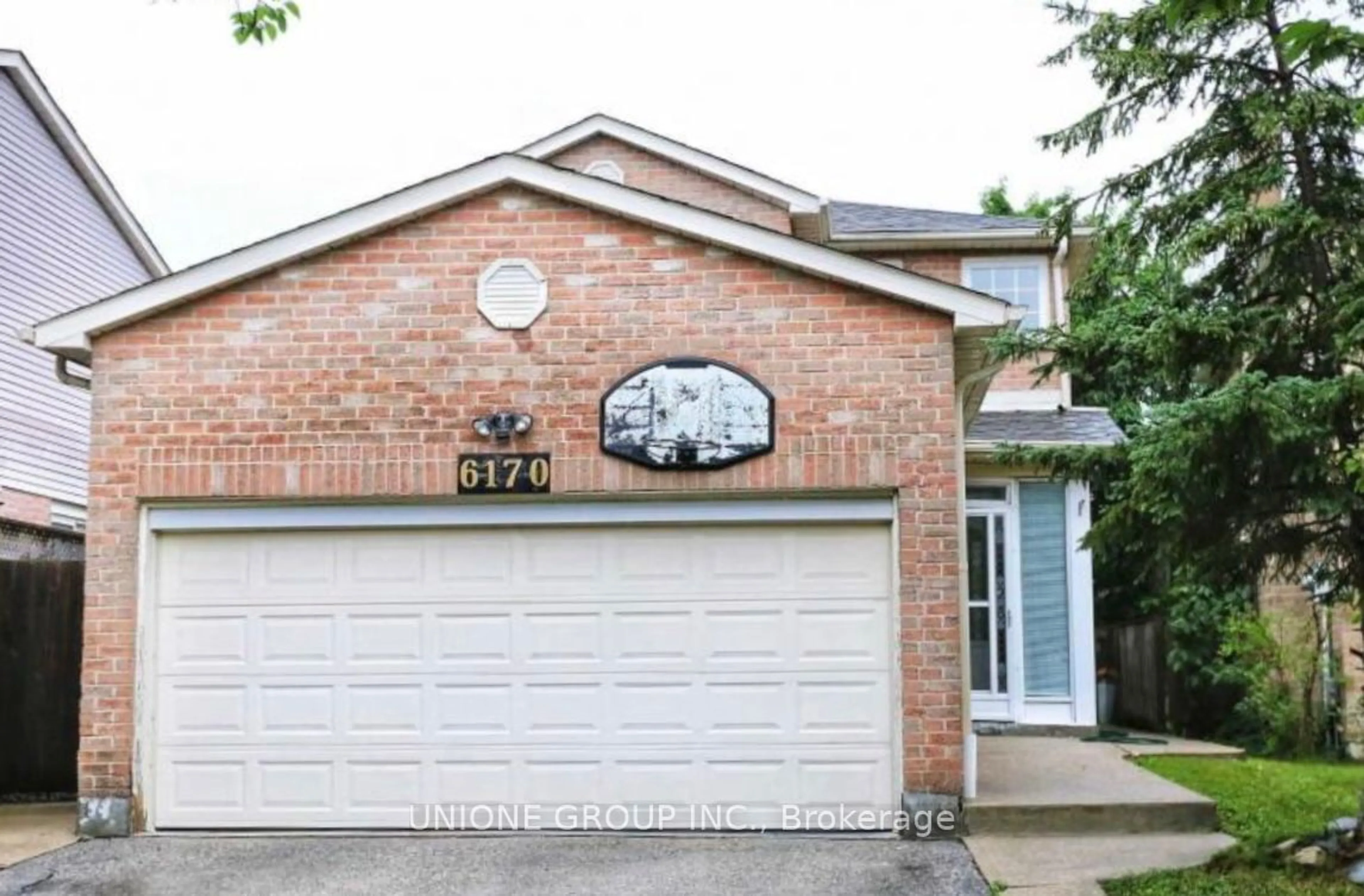 Home with brick exterior material, street for 6170 Fullerton Cres, Mississauga Ontario L5N 3A4