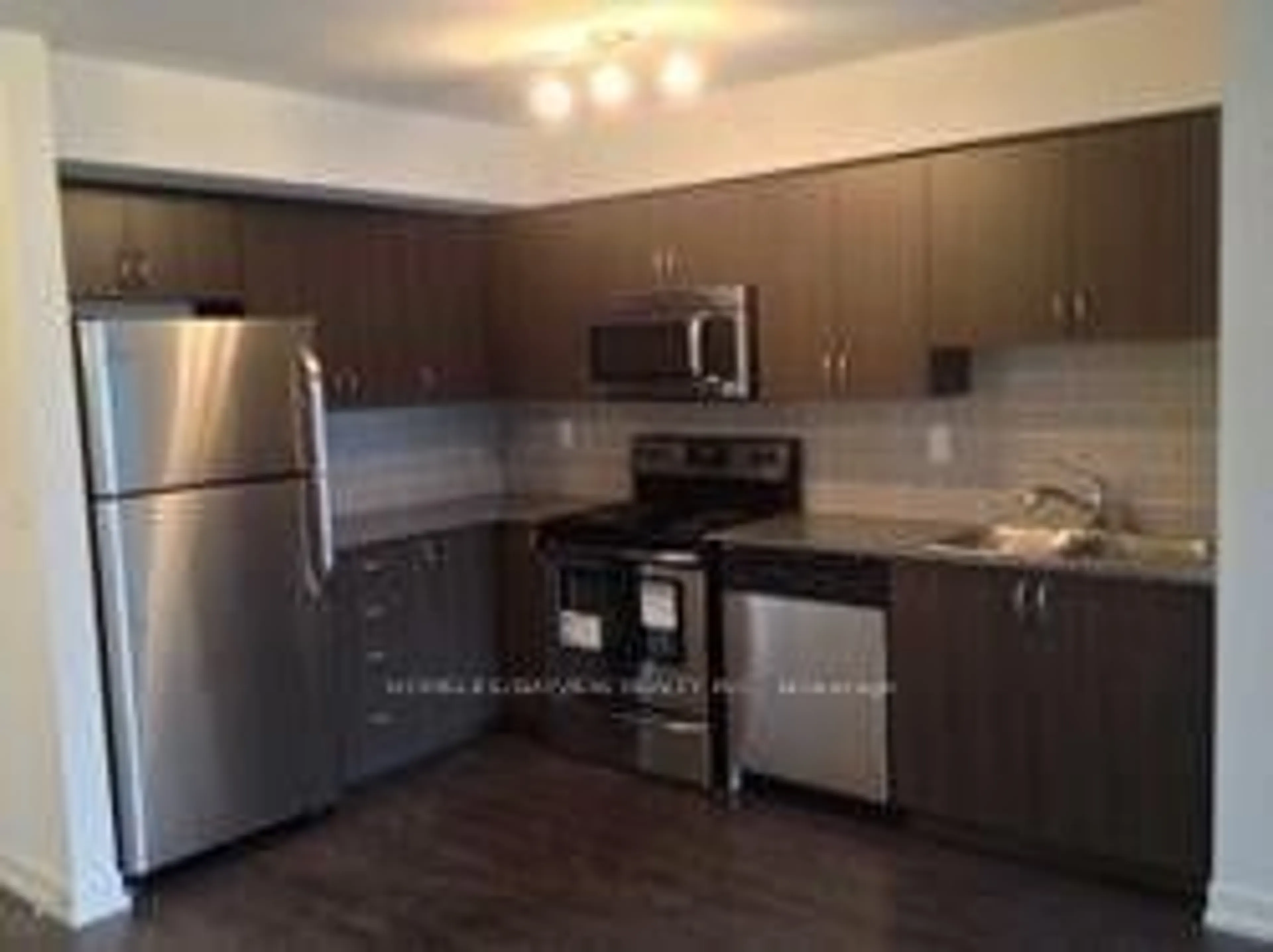 Standard kitchen, unknown for 812 Lansdowne Ave #718, Toronto Ontario M6H 4K5