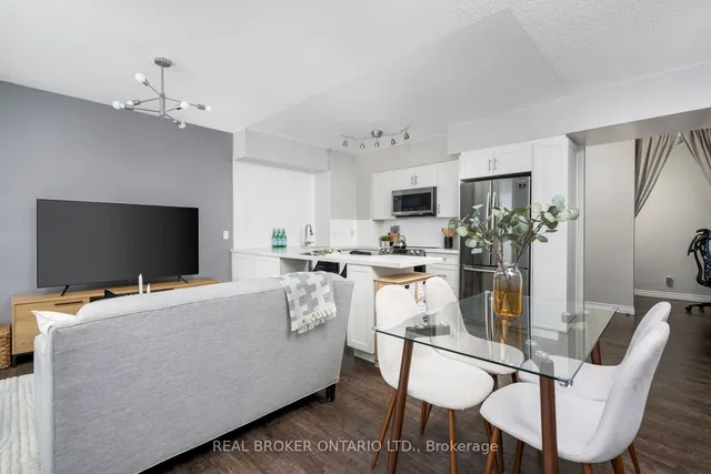 Additional property image - 2240 Lake Shore Blvd Unit 605