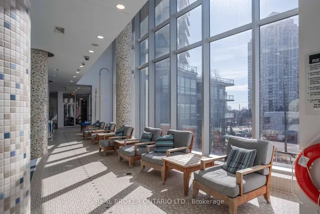Additional property image - 2240 Lake Shore Blvd Unit 605