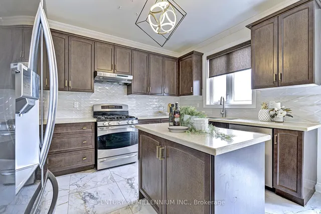 Additional property image - 11 Maybeck Dr