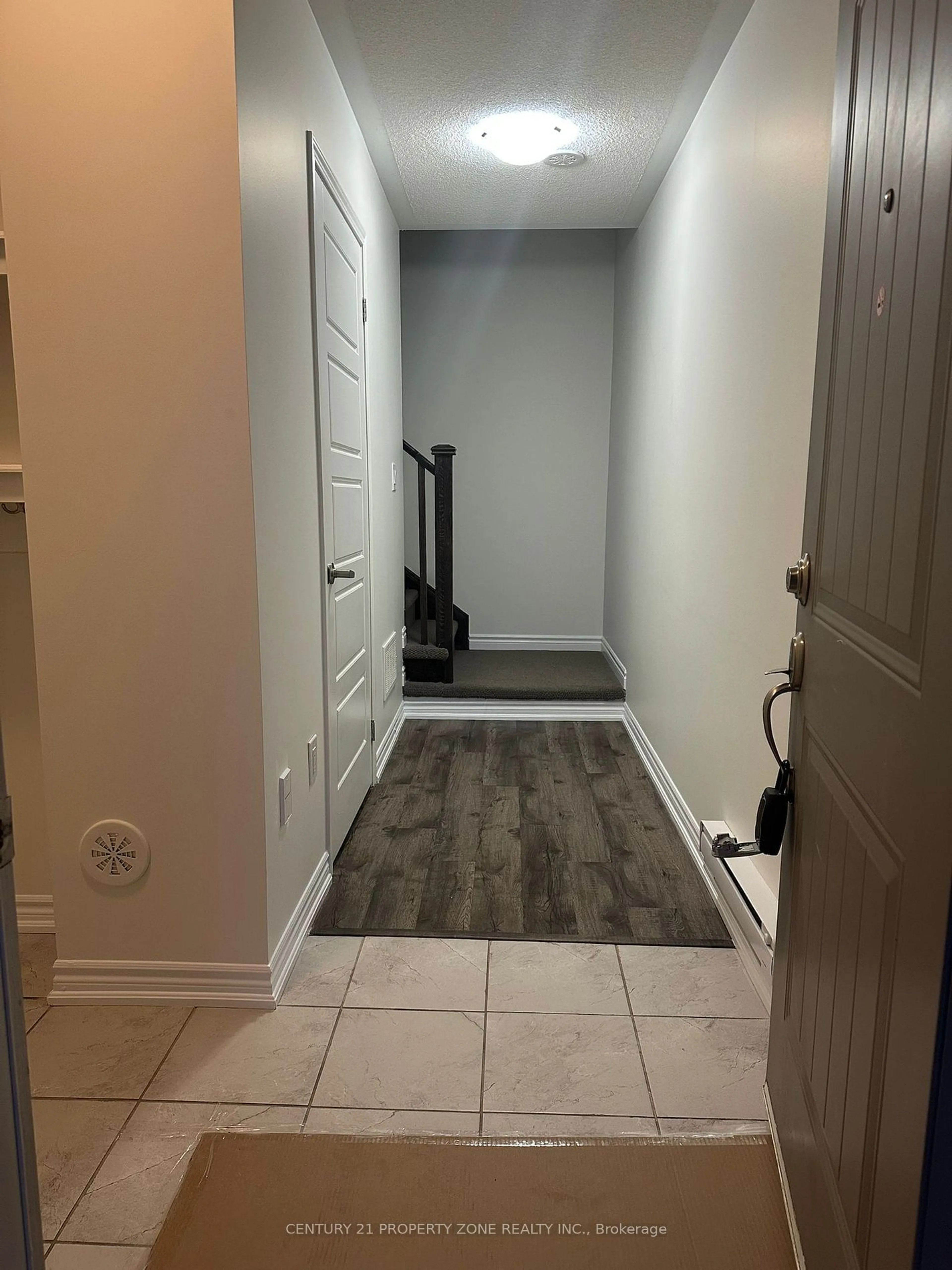 Indoor entryway for 975 Whitlock Ave ##65, Milton Ontario L9E 1S9