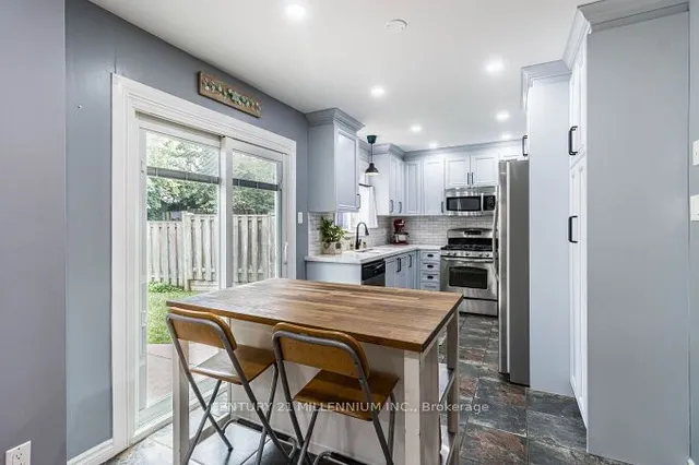 Additional property image - 92 Cassander Cres