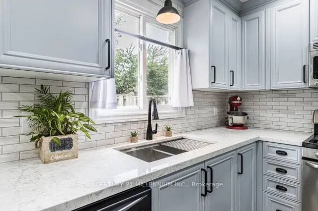Additional property image - 92 Cassander Cres