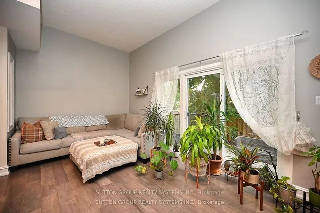 Additional image 10 of 400 Bloor St Unit 68