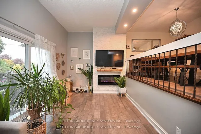 Additional image 9 of 400 Bloor St Unit 68