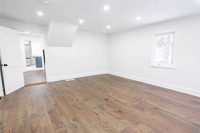 Additional property image - 2014 Embleton Rd