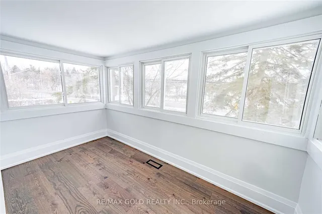 Additional property image - 2014 Embleton Rd