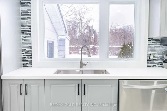 Additional property image - 2014 Embleton Rd