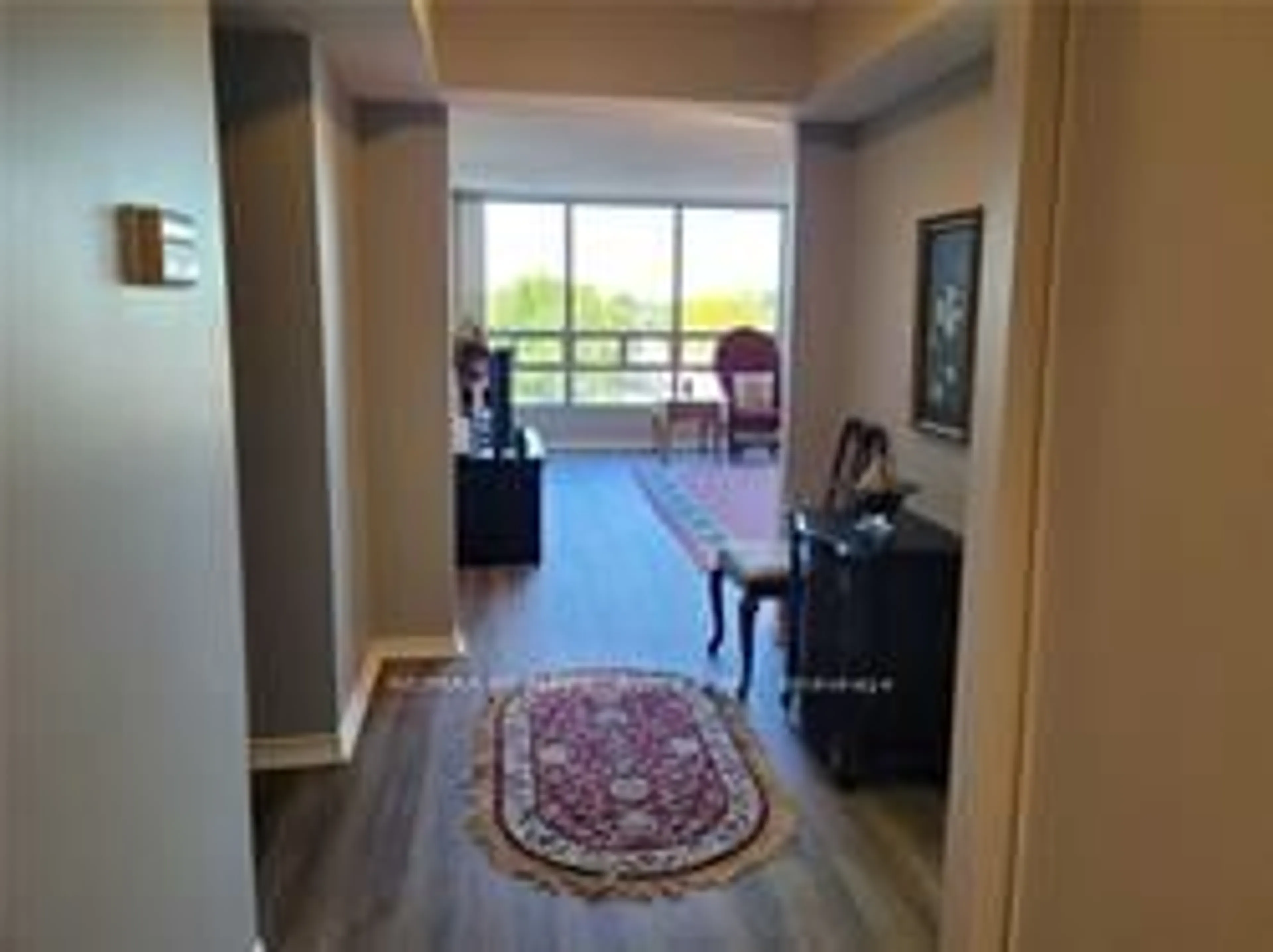 Indoor foyer for 330 Mill St #405, Brampton Ontario L6Y 3V3