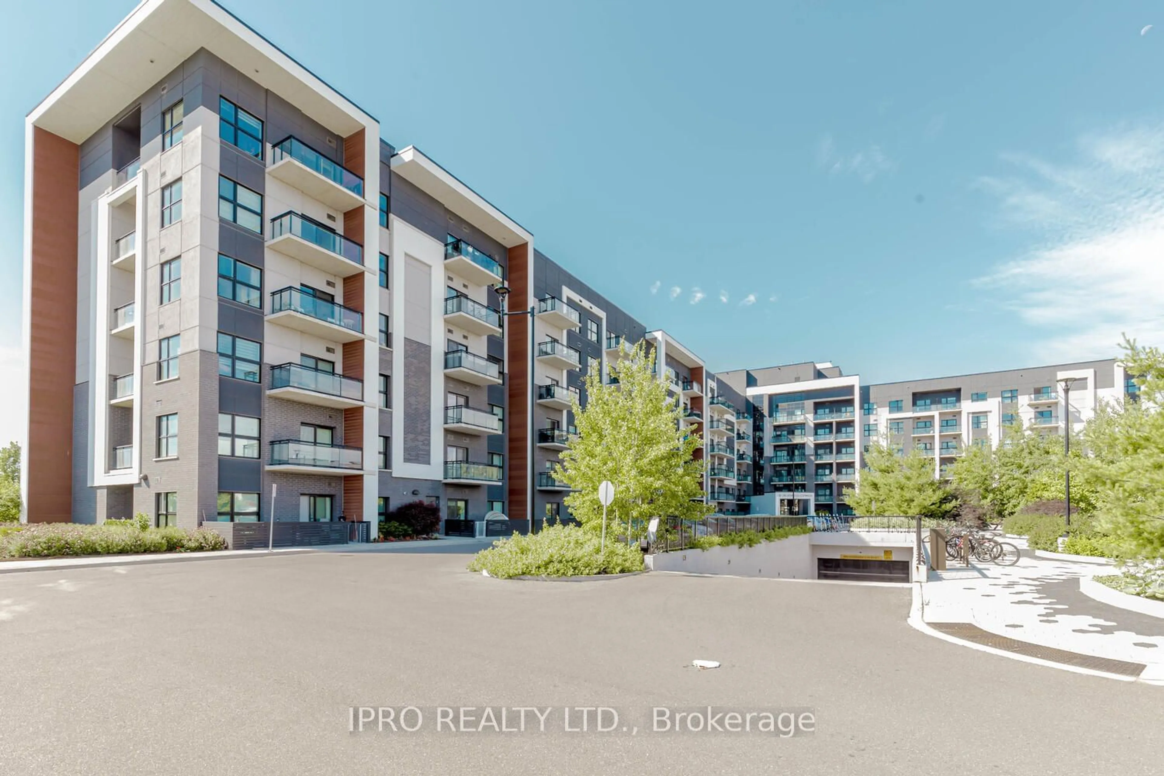 A pic from outside/outdoor area/front of a property/back of a property/a pic from drone, street for 128 Grovewood Common #318, Oakville Ontario L6H 0X3