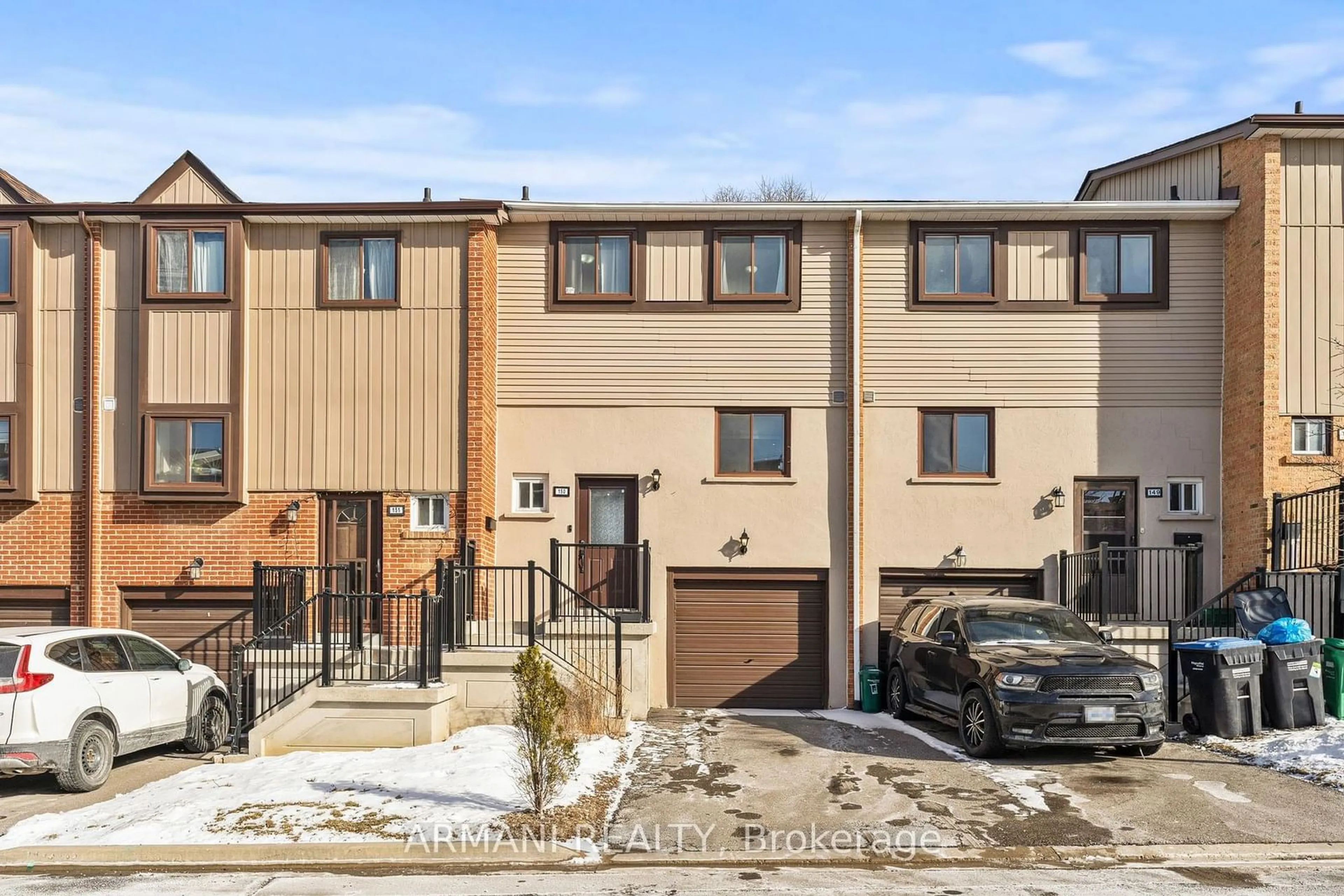 A pic from outside/outdoor area/front of a property/back of a property/a pic from drone, street for 150 Moregate Cres #4, Brampton Ontario L6S 3K9