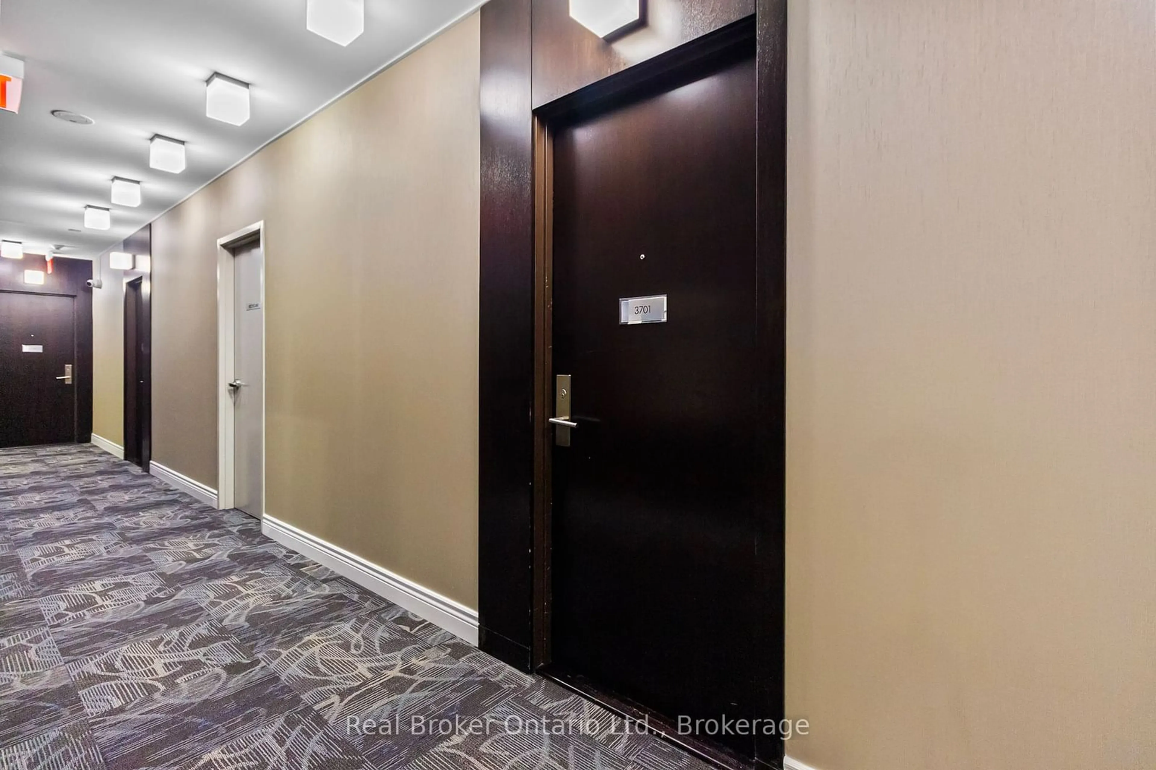 Indoor foyer for 50 Absolute Ave #3701, Mississauga Ontario L4Z 0A8