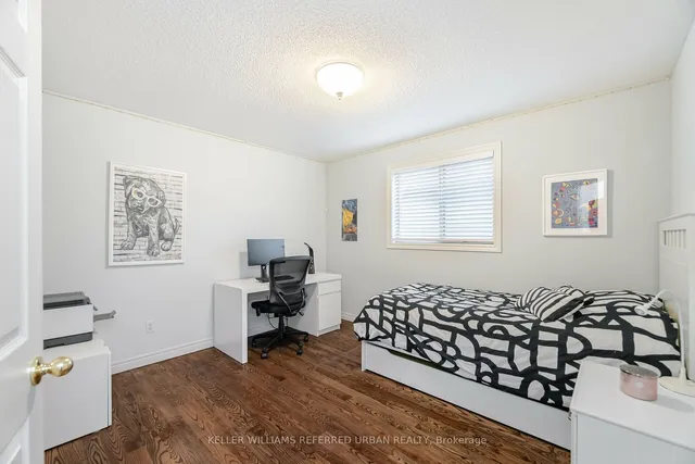 Additional image 19 of 522 Larkspur Lane