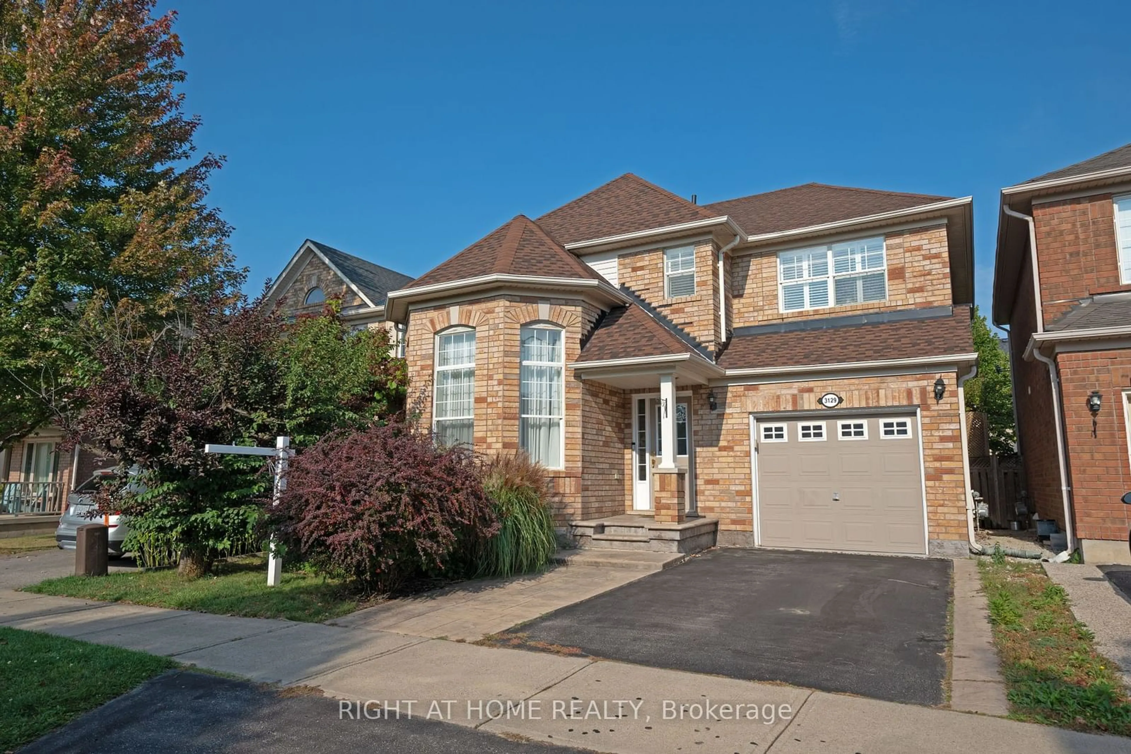 Home with brick exterior material, street for 3129 Abernathy Way, Oakville Ontario L6M 5C2