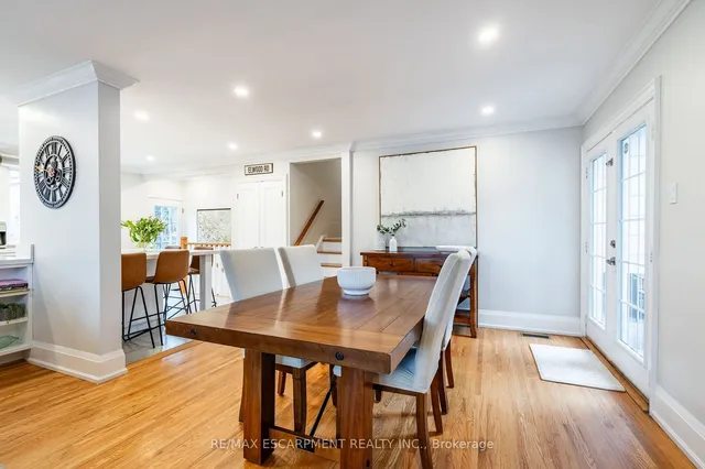 Additional property image - 555 Elwood Rd