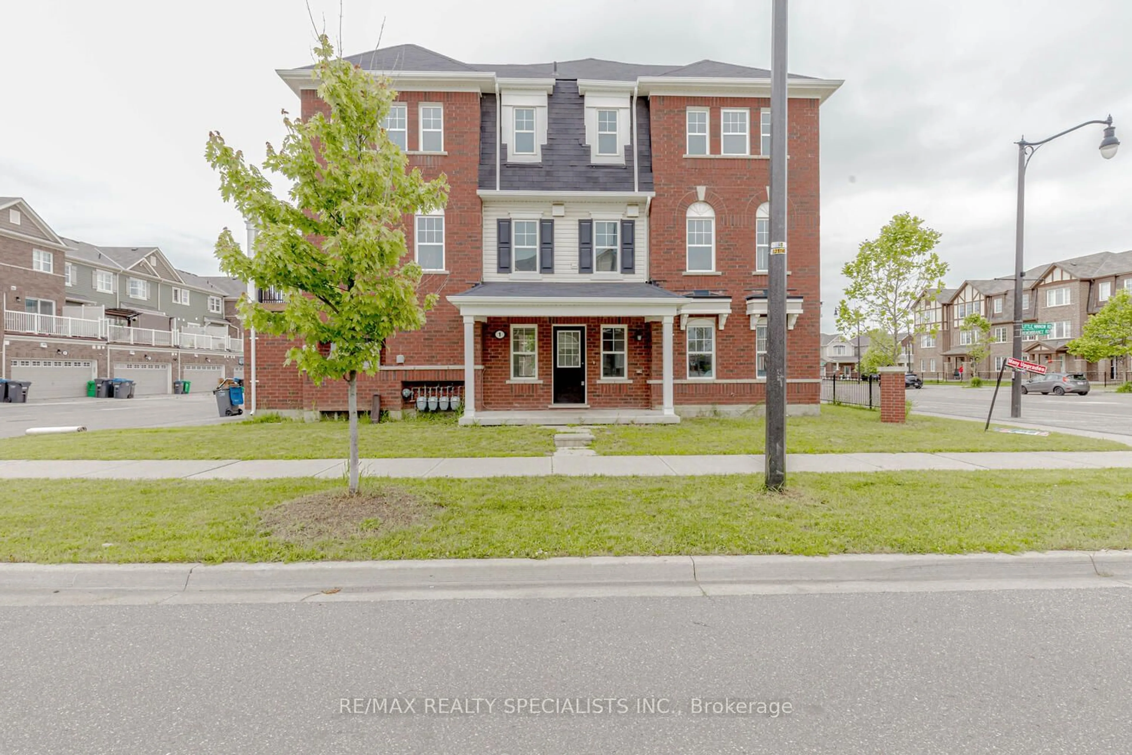 Home with brick exterior material, street for 1 Little Minnow Rd, Brampton Ontario L7A 4P4