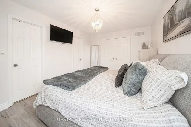 Additional property image - 1722 Samuelson Circ
