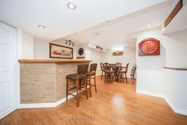 Additional property image - 1722 Samuelson Circ