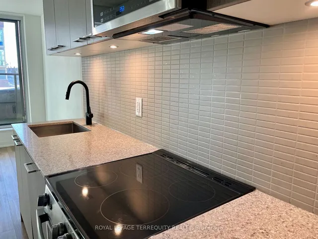 Additional property image - 1808 St. Clair Ave Unit 213