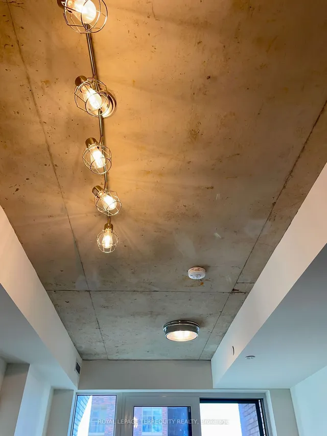 Additional property image - 1808 St. Clair Ave Unit 213