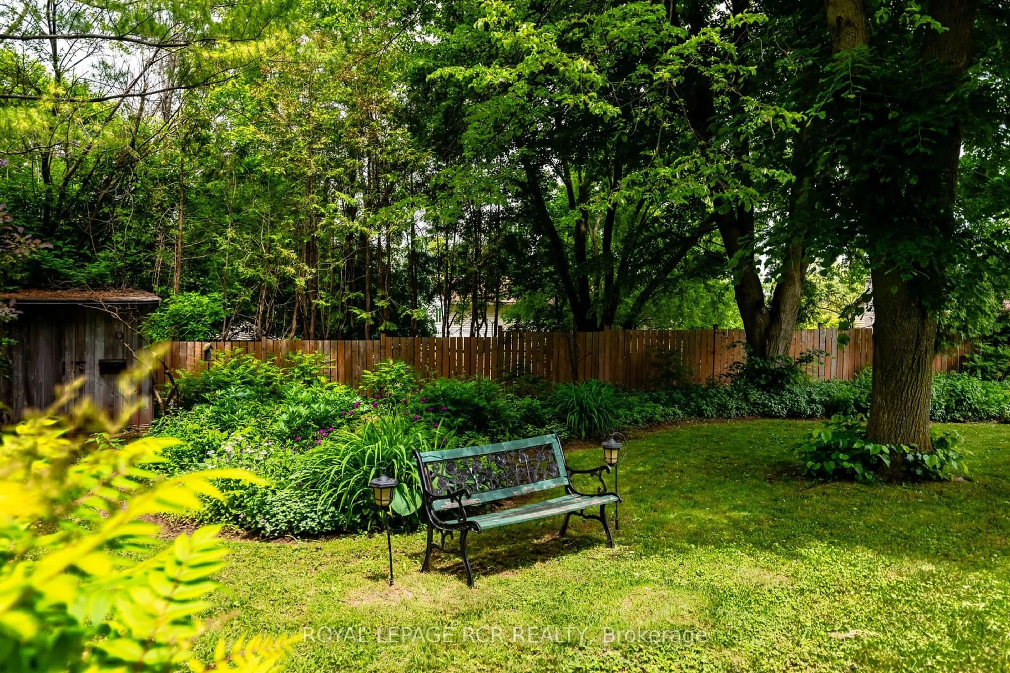 Patio, forest/trees view for 31 Forest Park Rd, Orangeville Ontario L9W 1A1