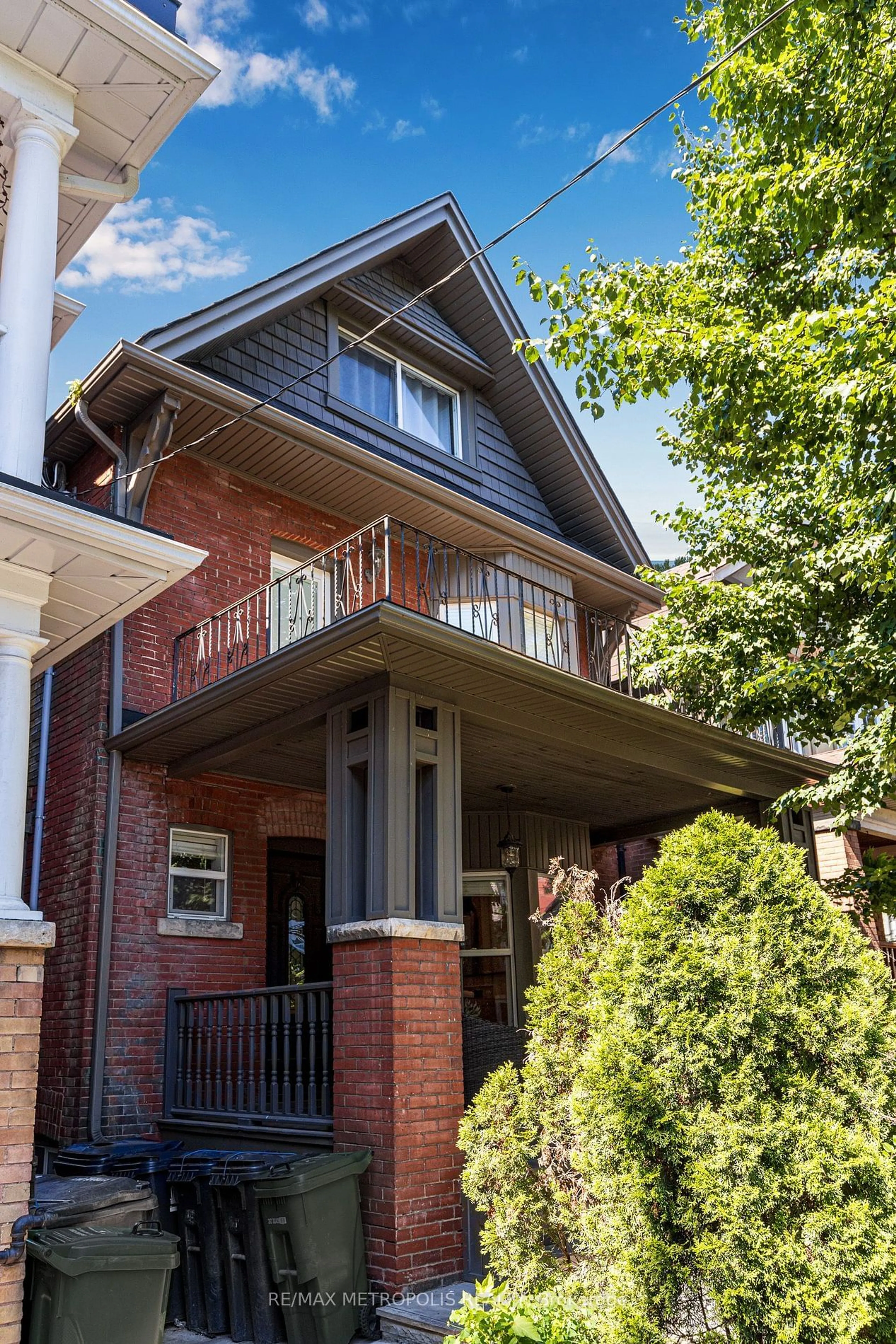 Home with brick exterior material, street for 26 Algonquin Ave, Toronto Ontario M6R 1K7