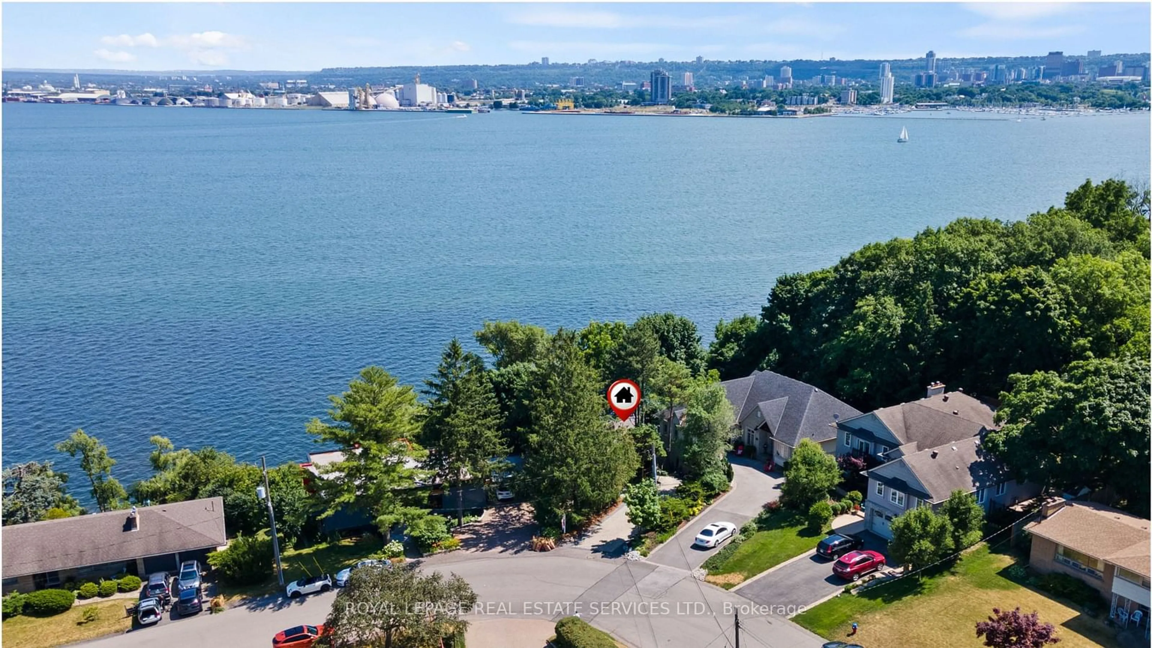 A pic from outside/outdoor area/front of a property/back of a property/a pic from drone, water/lake/river/ocean view for 868 Danforth Pl, Burlington Ontario L7T 1S2