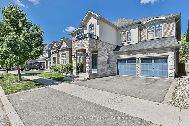 Additional property image - 3206 Sorrento Cres