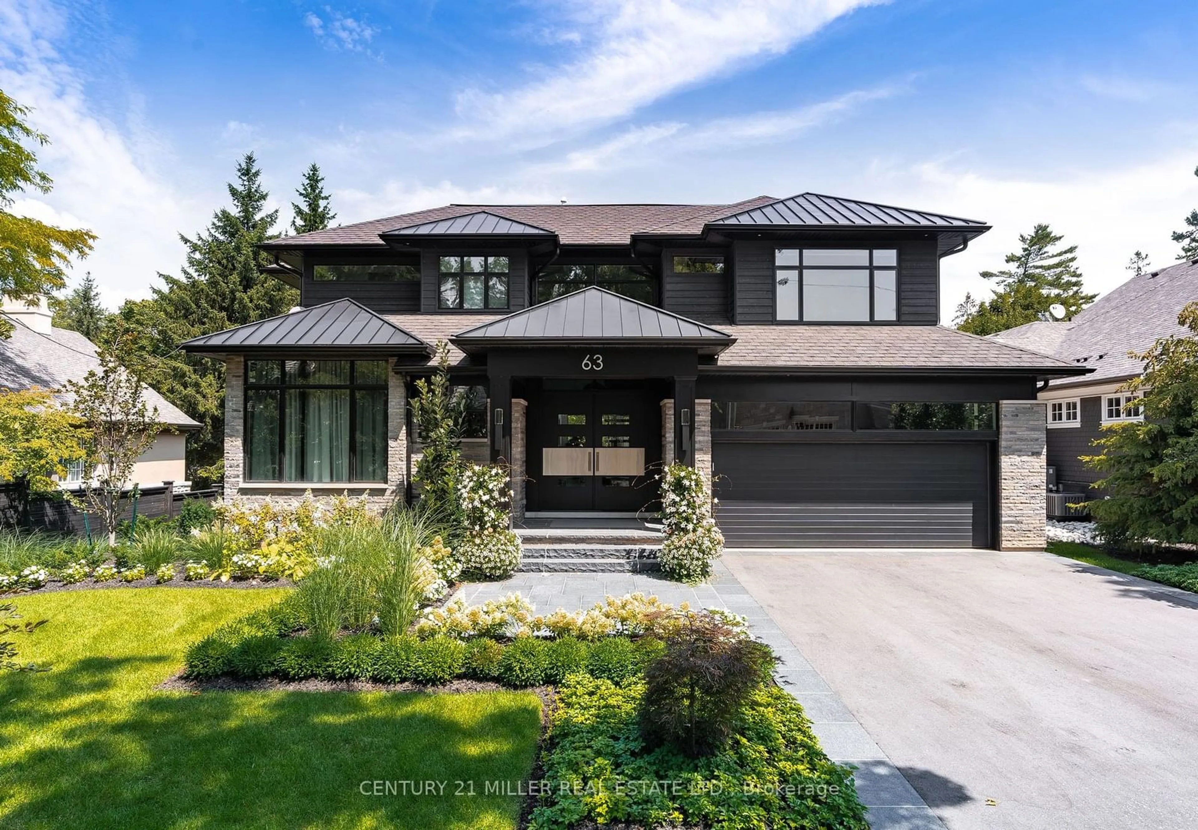 Home with brick exterior material, street for 63 Howard Ave, Oakville Ontario L6J 3Y4