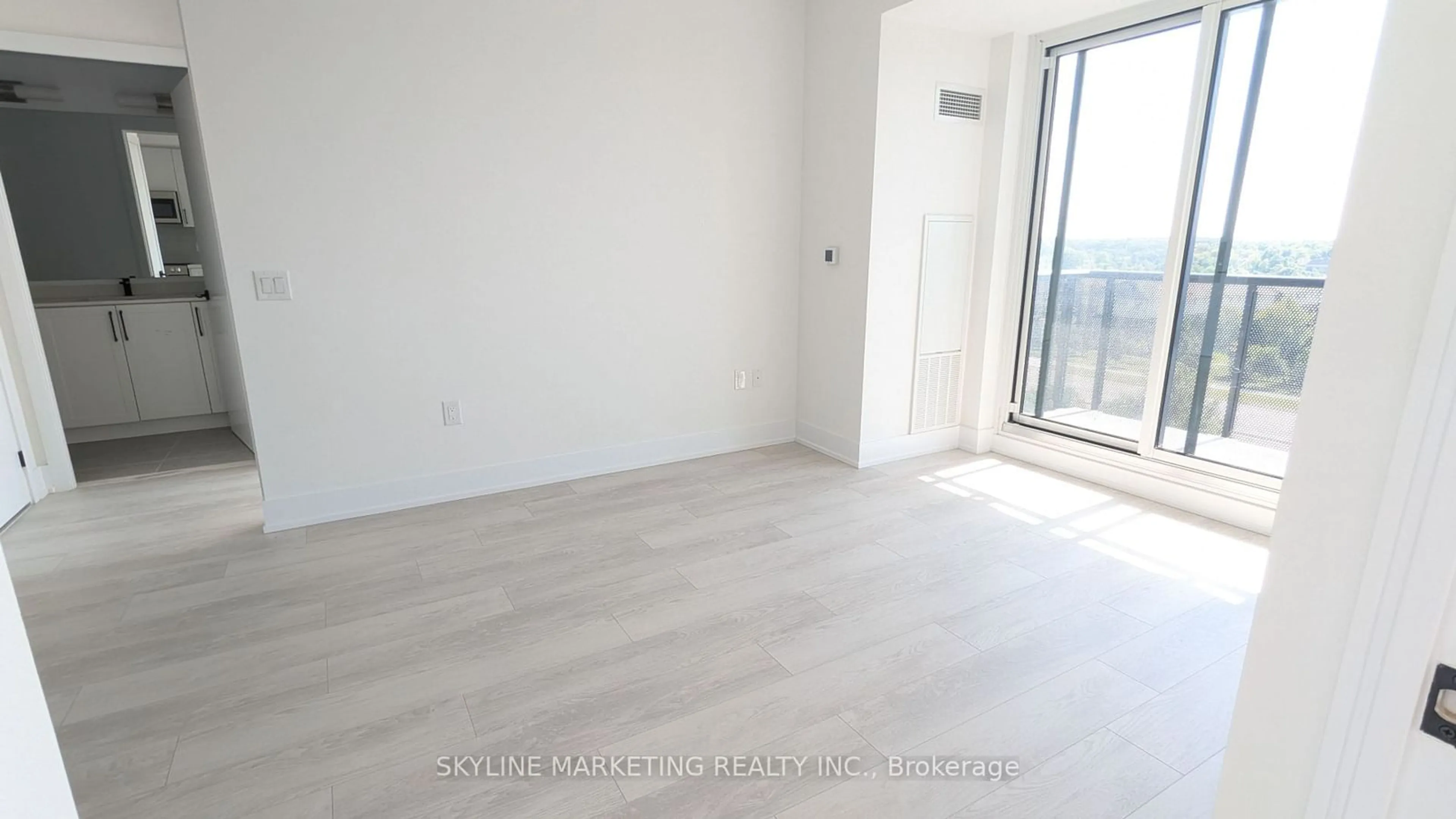 A pic of a room for 2450 Old Bronte Rd #435, Oakville Ontario L6M 5P6