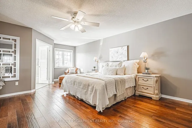 Additional property image - 3333 New St Unit 9