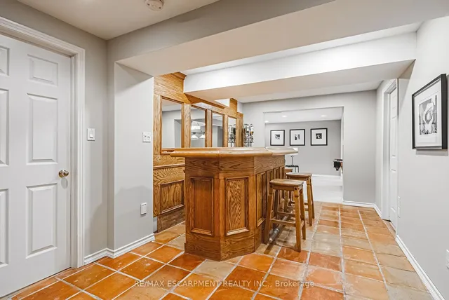 Additional property image - 3333 New St Unit 9