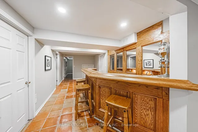 Additional property image - 3333 New St Unit 9