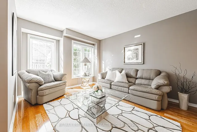 Additional property image - 3333 New St Unit 9