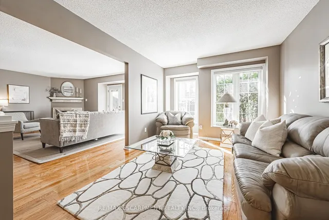 Additional property image - 3333 New St Unit 9