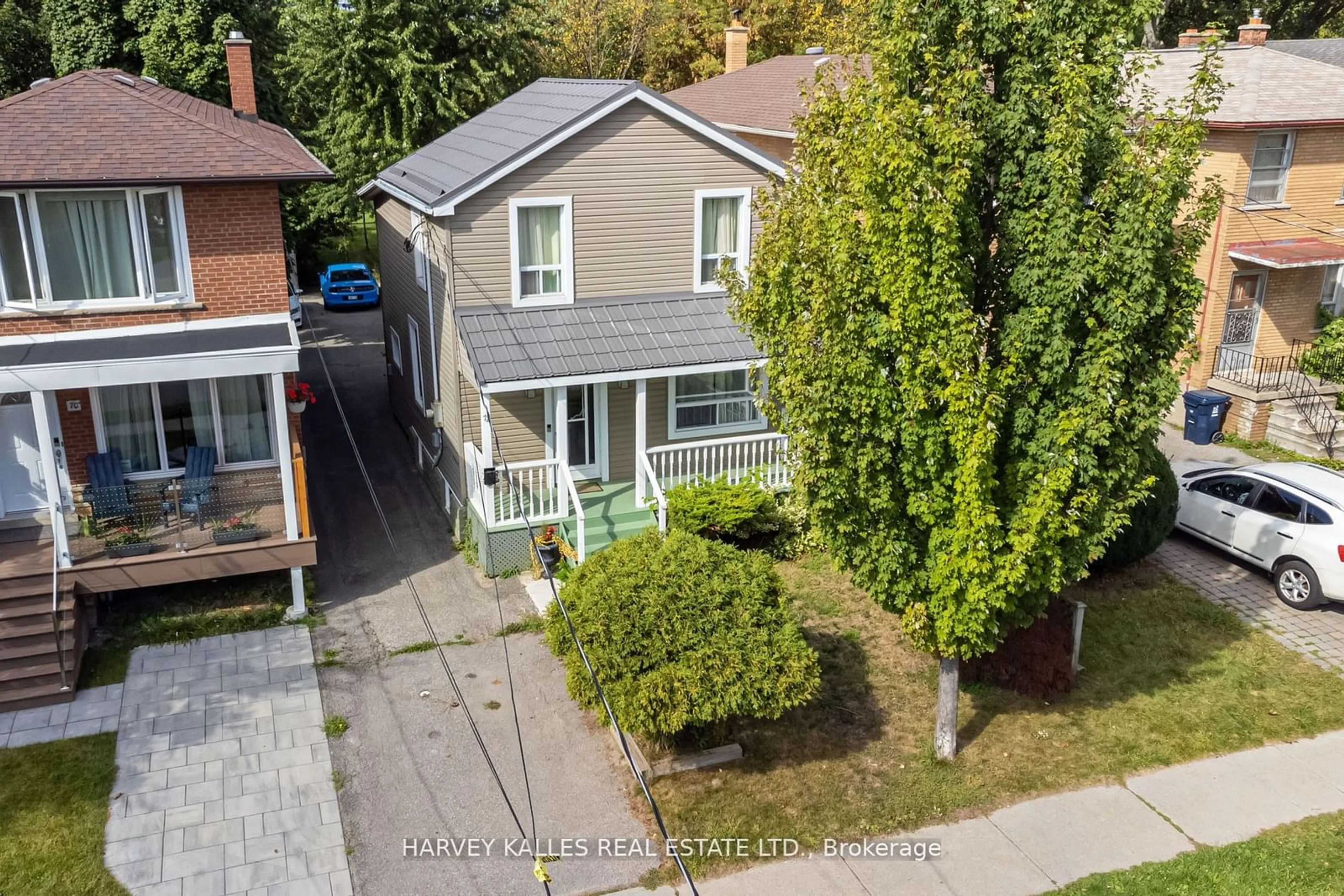 A pic from outside/outdoor area/front of a property/back of a property/a pic from drone, street for 72 Thirteenth St, Toronto Ontario M8V 3H6