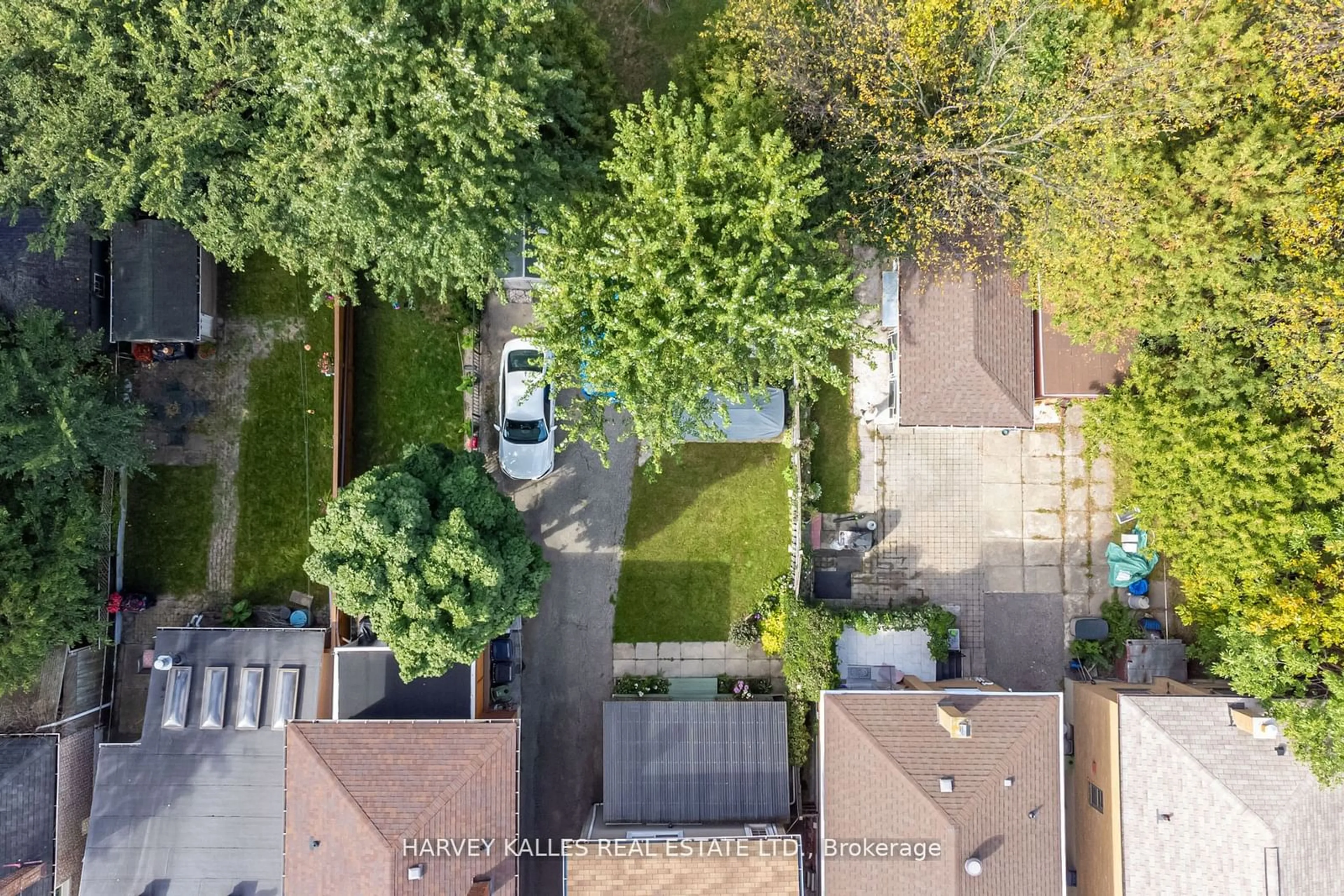 A pic from outside/outdoor area/front of a property/back of a property/a pic from drone, street for 72 Thirteenth St, Toronto Ontario M8V 3H6