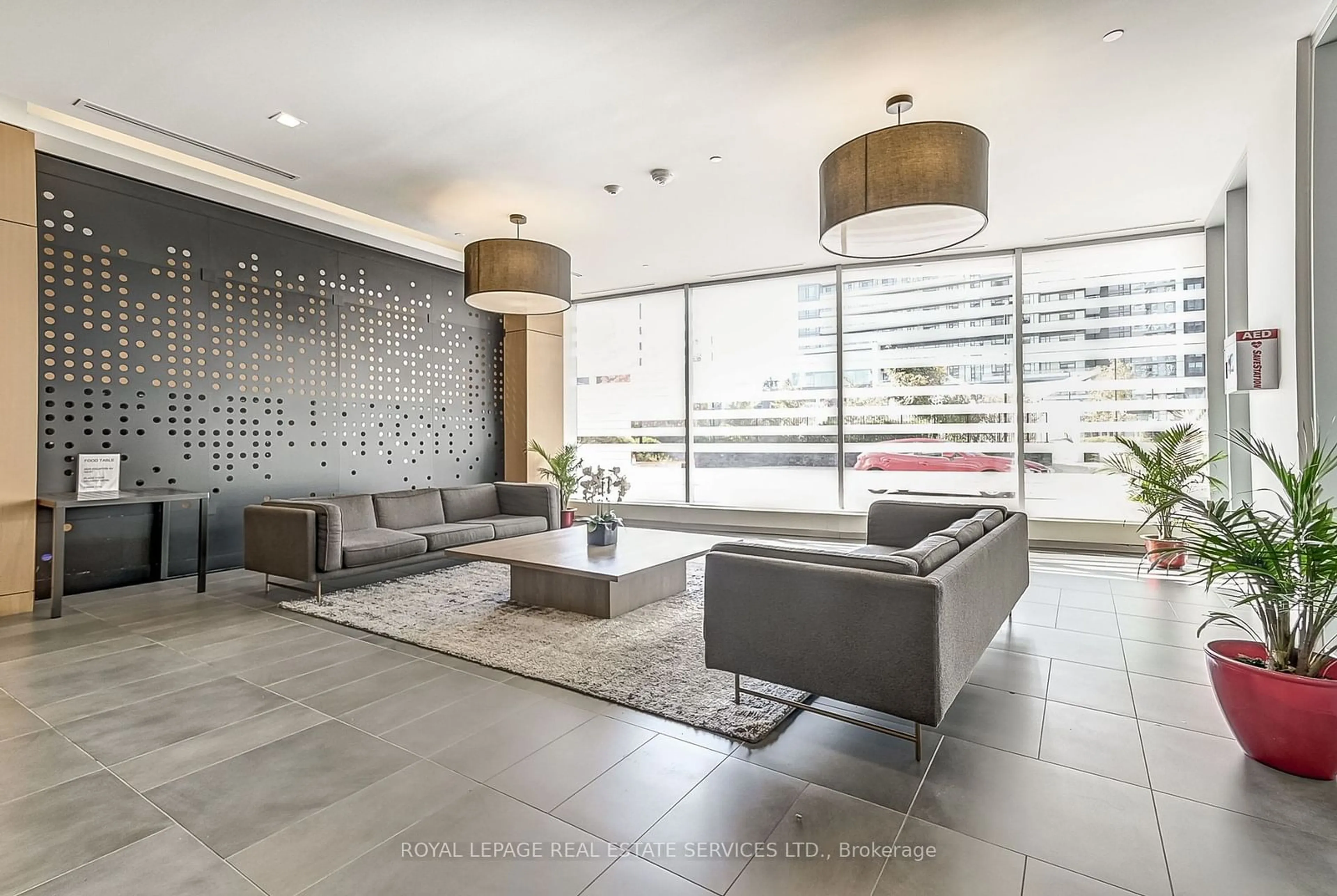 Lobby for 2520 Eglinton Ave #914, Mississauga Ontario L5M 0Y4