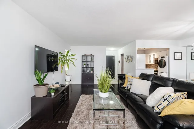 Additional property image - 451 The West Mall Dr Unit 1212