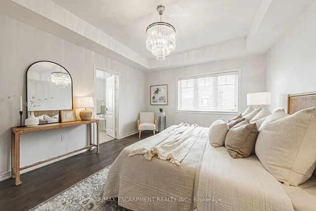 Additional property image - 3895 Leonardo St