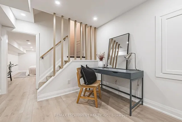 Additional property image - 3895 Leonardo St