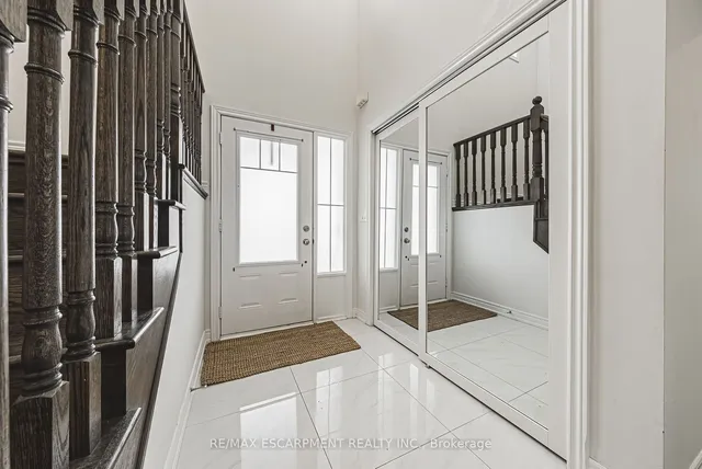 Additional property image - 3895 Leonardo St