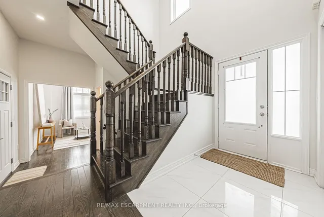 Additional property image - 3895 Leonardo St