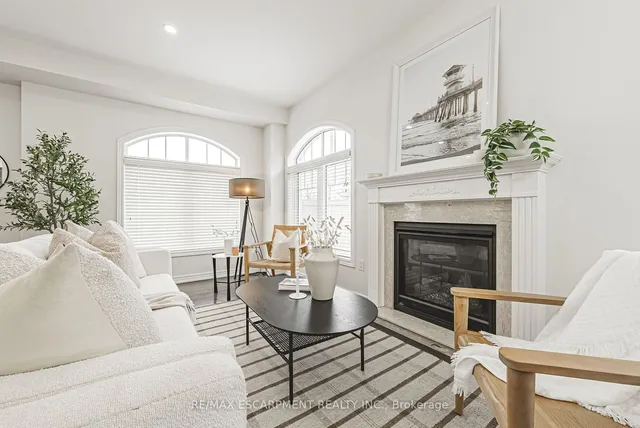 Additional property image - 3895 Leonardo St