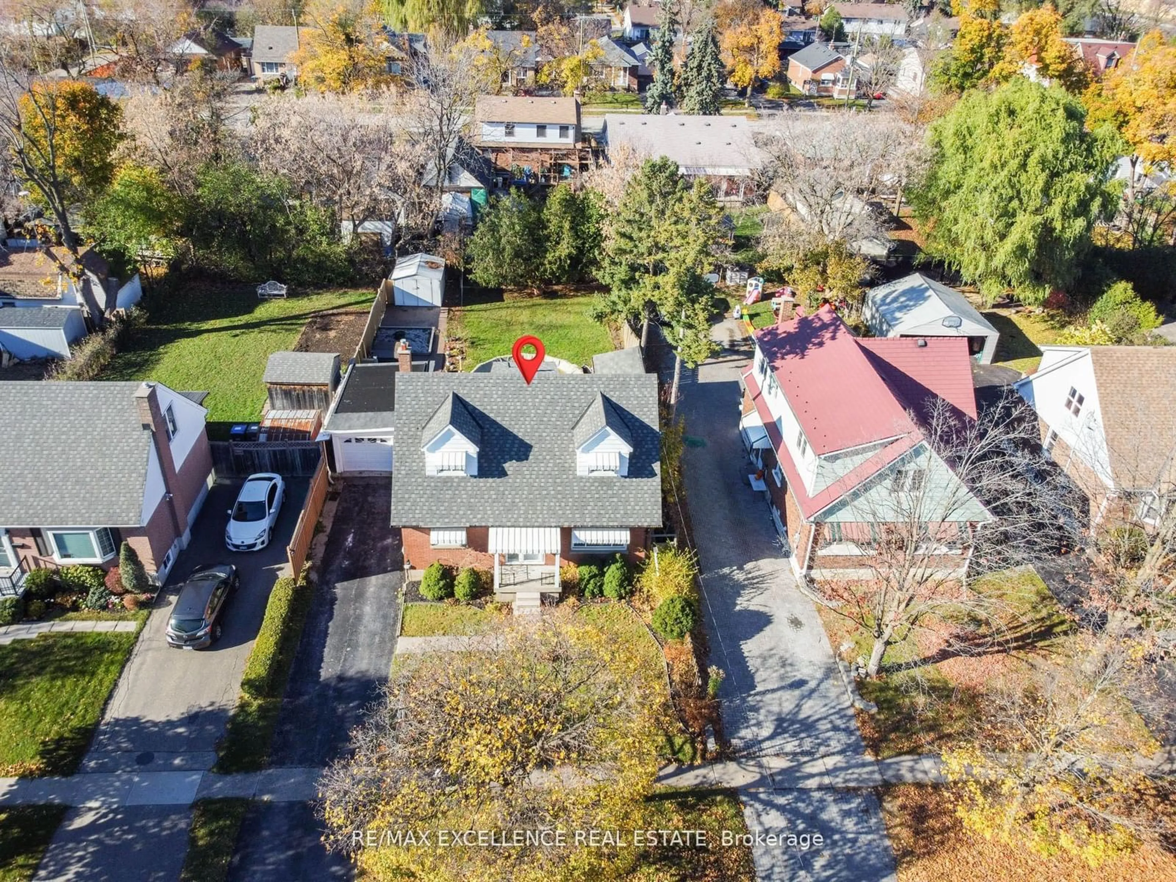 A pic from outside/outdoor area/front of a property/back of a property/a pic from drone, street for 38 Mccaul St, Brampton Ontario L6V 1J2