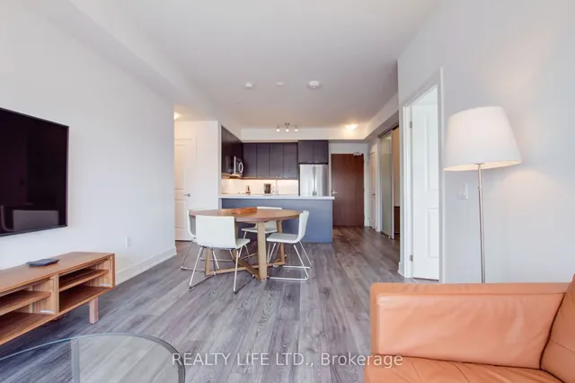 Additional property image - 1050 Main St Unit 1014